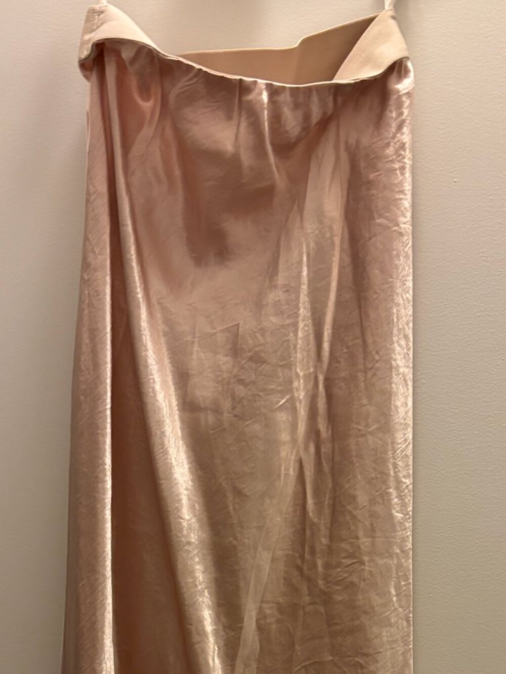 Babaton Champagne Satin Bias-Cut Maxi Skirt 00